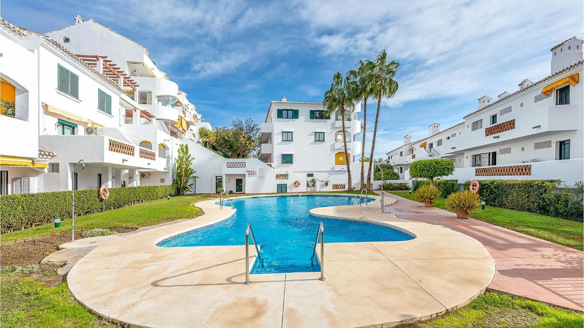Lovely Apartment In Benalmadena With Kitchen Espanha